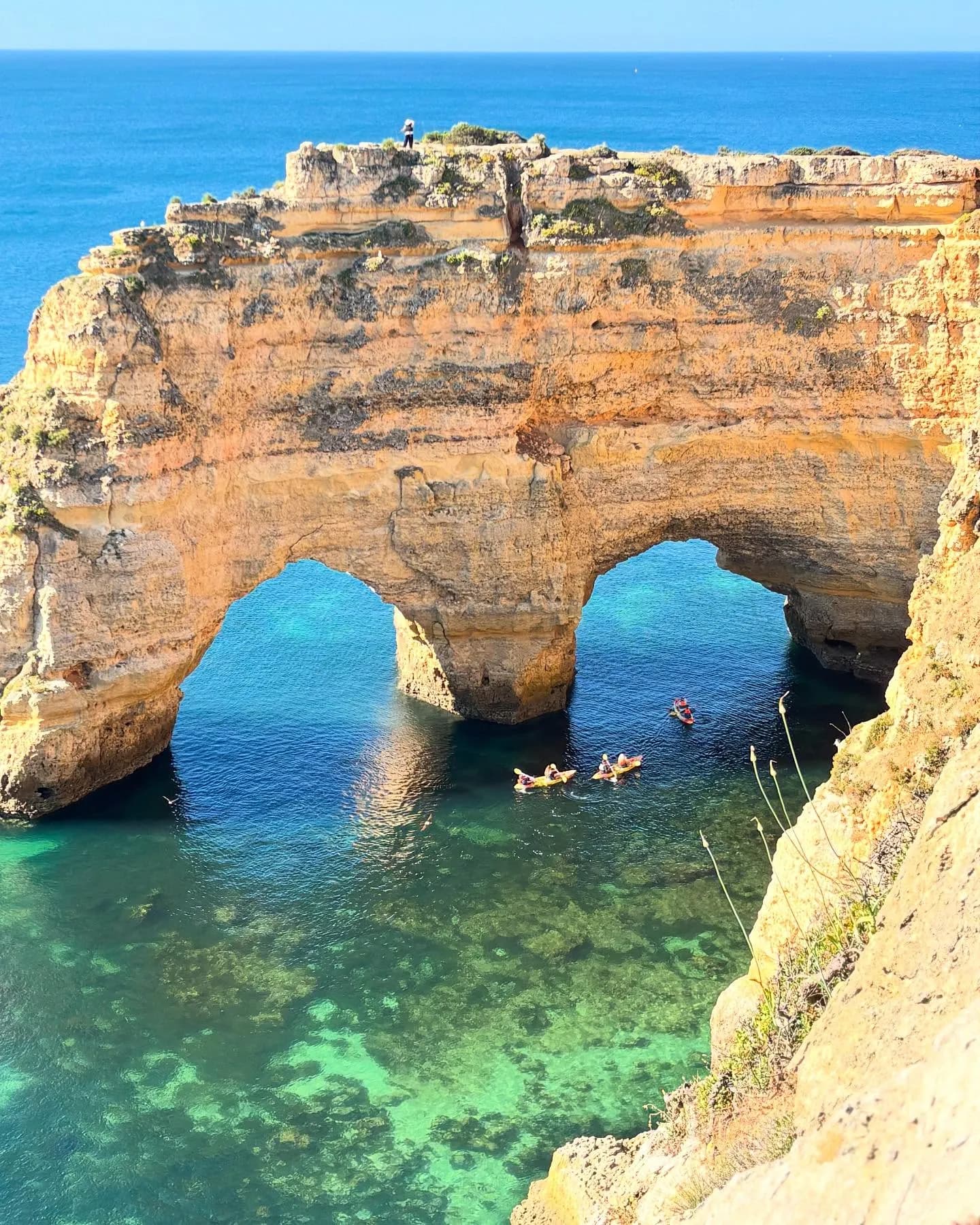 Tour de Kayak na Gruta de Benagil e Experiência na Costa do Algarve 3