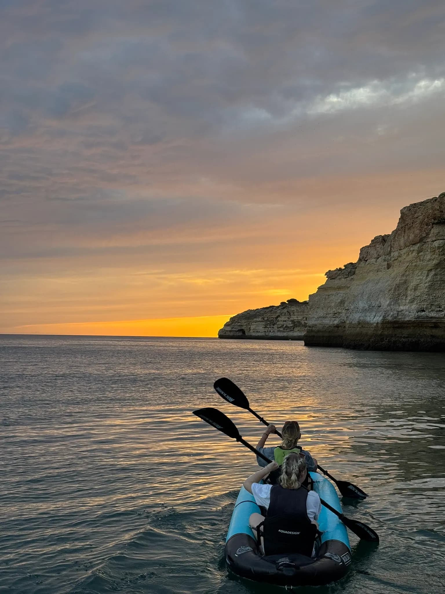Tour de Kayak ao Nascer e Pôr do Sol nas Grutas de Benagil 1